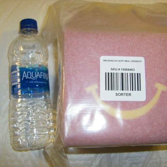 McDonald's Happy Meal Box Figural Crossbody Bag Red NEW SEALED - Picture 11 of 16